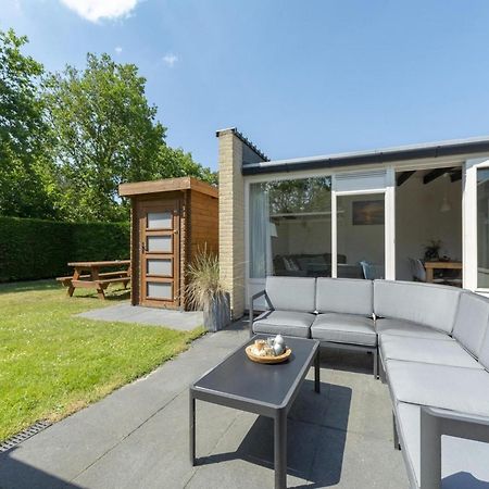 Contemporary Bungalow With Garden Sint Maartensvlotbrug Dış mekan fotoğraf