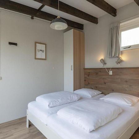Contemporary Bungalow With Garden Sint Maartensvlotbrug Dış mekan fotoğraf