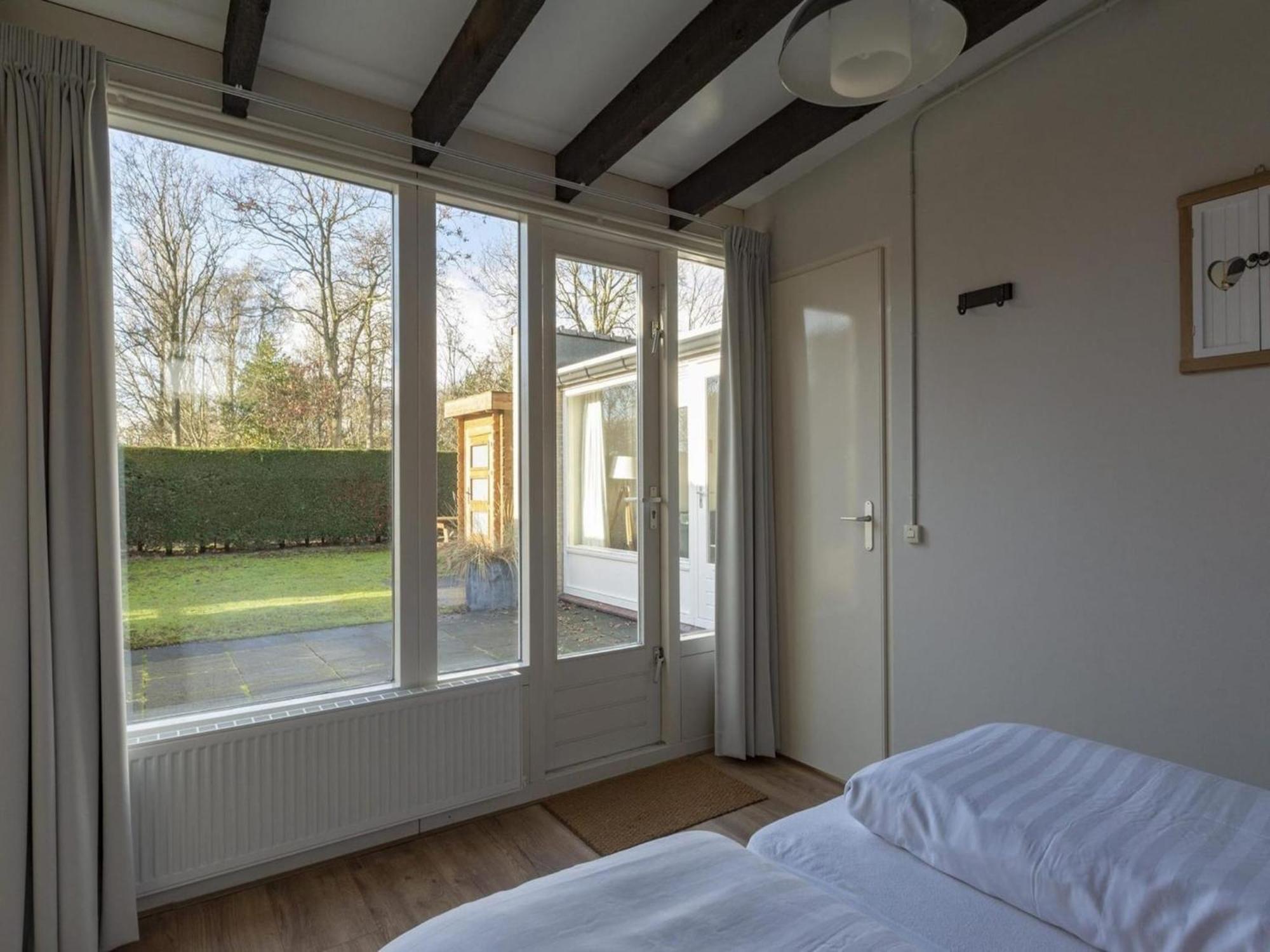 Contemporary Bungalow With Garden Sint Maartensvlotbrug Dış mekan fotoğraf